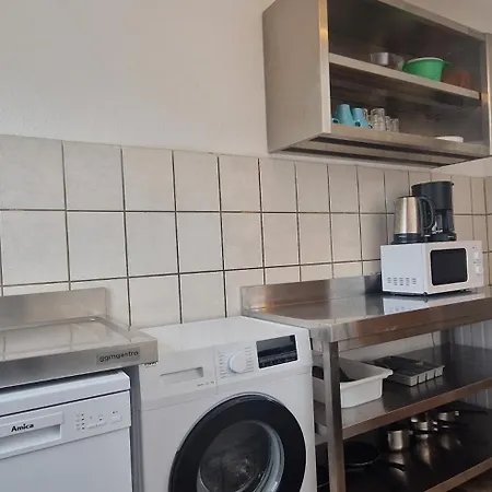 شقة Meribu R65 Fuer Monteure Und Arbeiter غيلسنكيرشن