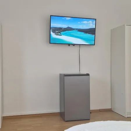 Meribu R65 Fuer Monteure Und Arbeiter Lejlighed *